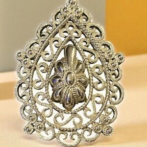 Gorgeous Vintage Crown Trifari Silver Filigree Pendant